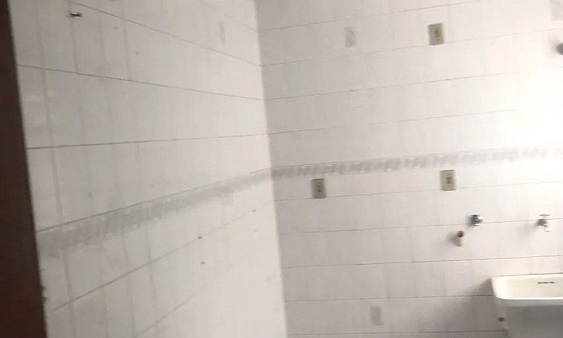 Alugo Apartamento / ...