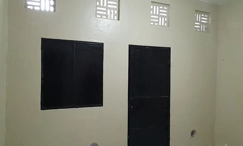 Aluga-Se Apartamento...