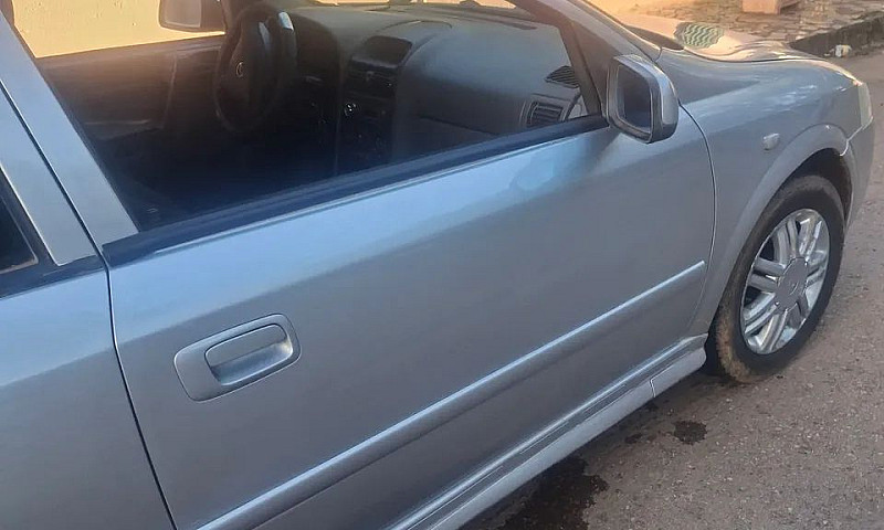 Chevrolet Astra 2.0 ...