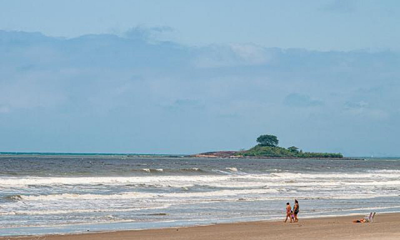 Casa Em Excelente Te...