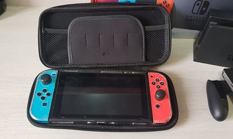 Nintendo Switch - De...