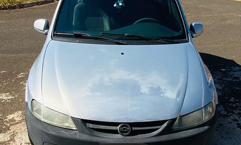 Celta 1.0 Chevrolet...