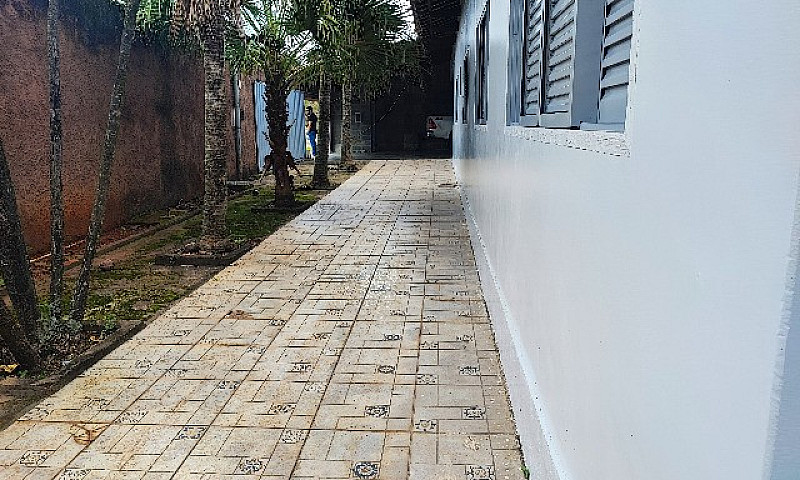 Vendo Casa Comercial...