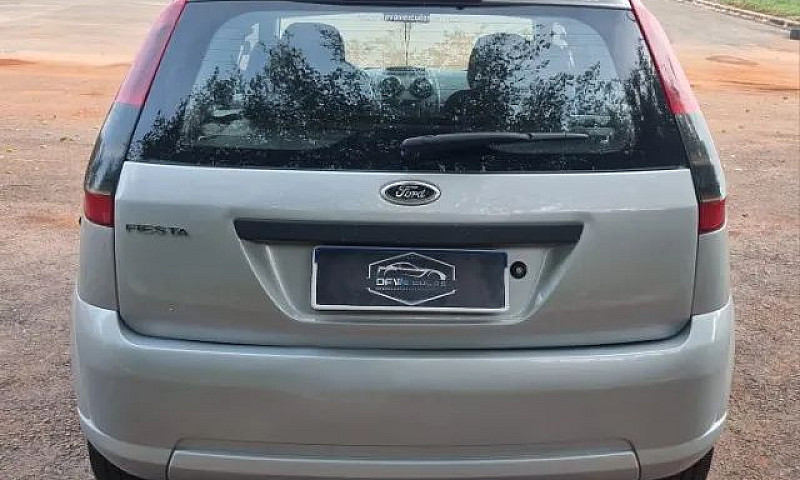 Ford Fiesta Se 1.0 8...