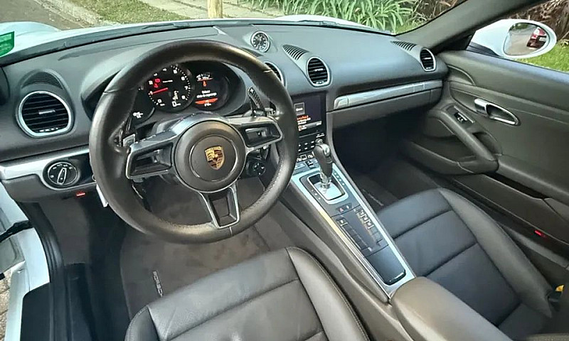 Porsche 718 Cayman I...