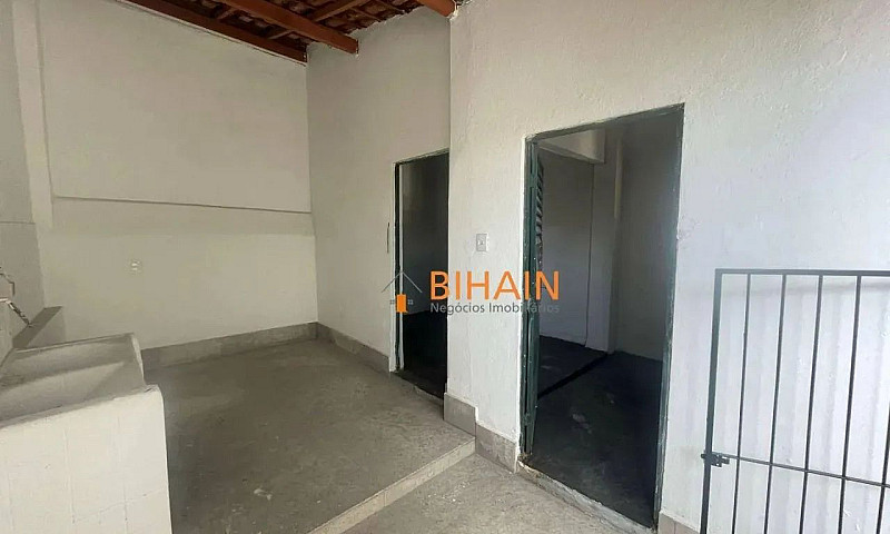 Casa Com 4 Dormitóri...