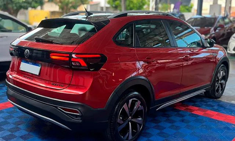 Volkswagen Nivus Hig...