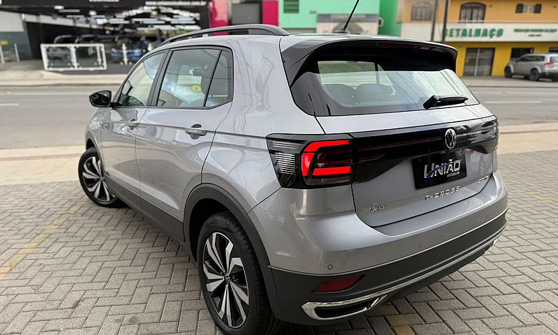 Volkswagen T-Cross C...