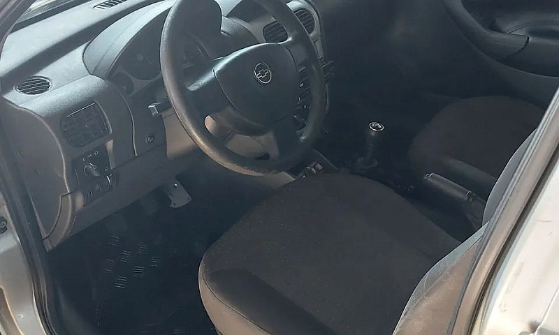 Chevrolet Corsa Sed....