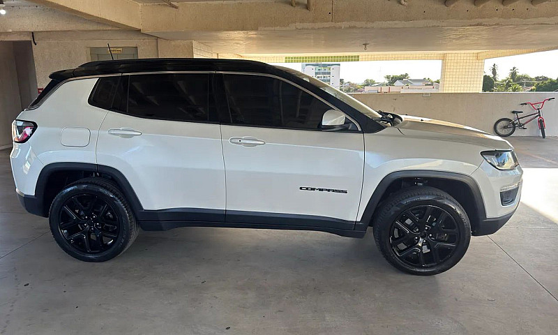 Jeep Compass Longitu...