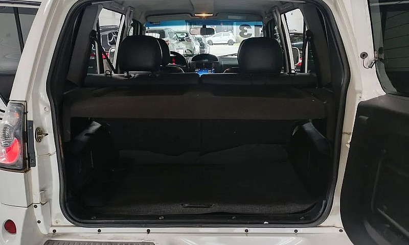 Mitsubishi Pajero Tr...