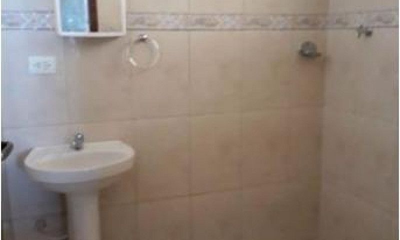 Alugo Casa Na Vila N...