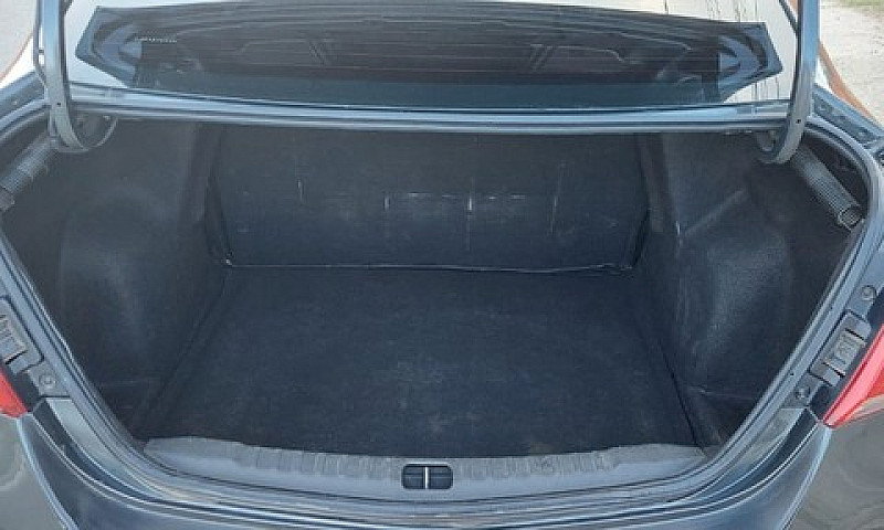 Prisma Sedan Lt 1.4 ...