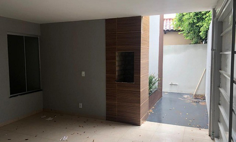 Casa 3Q A Venda...