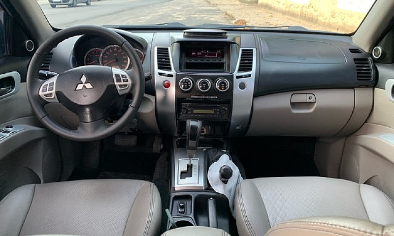 Pajero Dakar Hpe 201...