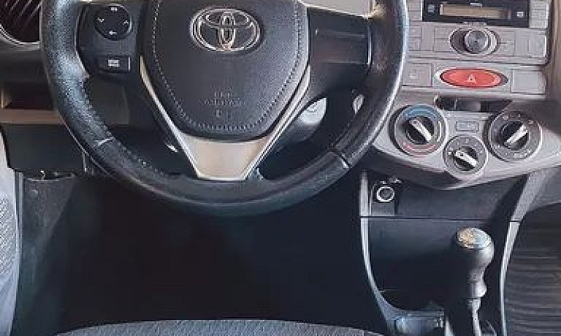 Toyota Etios Xls 1.5...