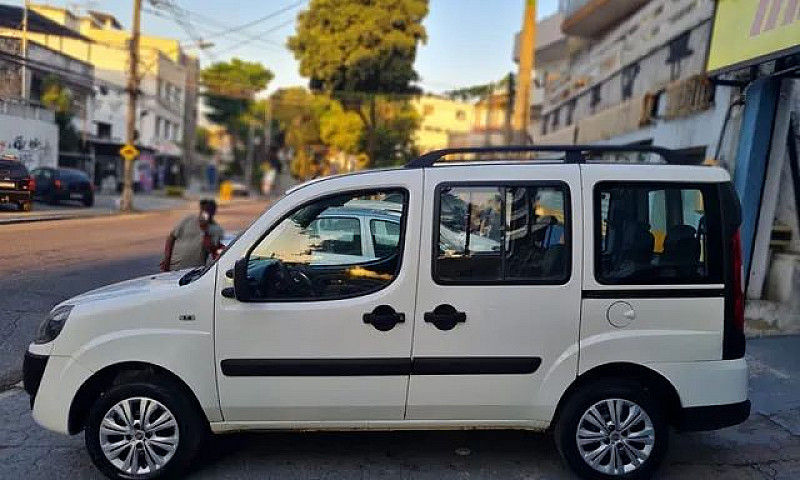 Fiat Doblò Essence 1...