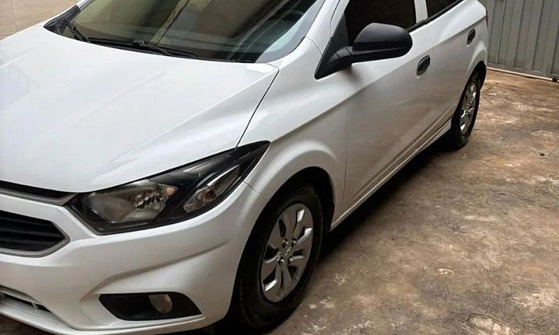 Vendo Onix Joy 2019...