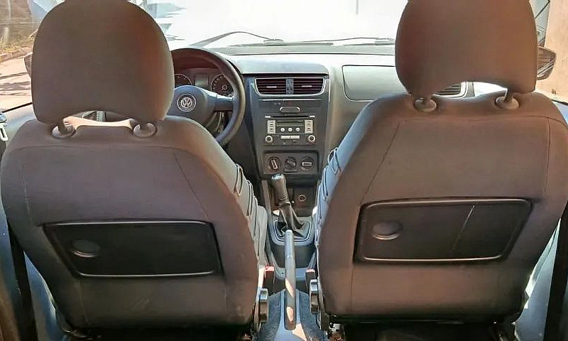 Volkswagen Spacecros...