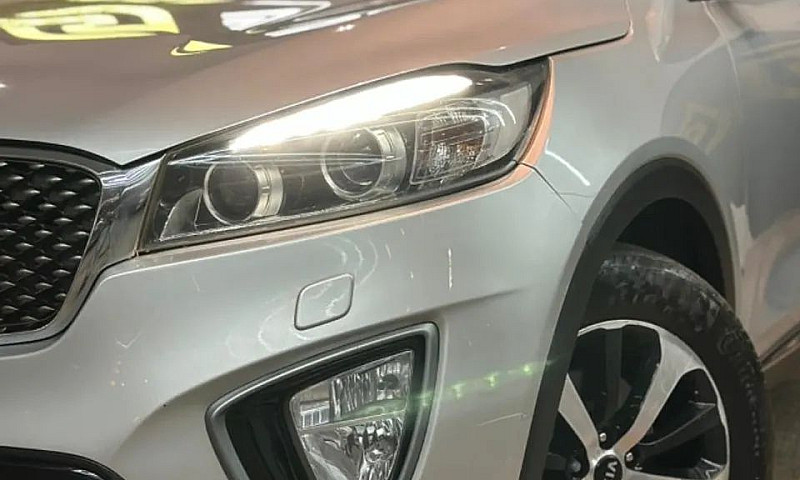 Kia Motors Sorento 3...