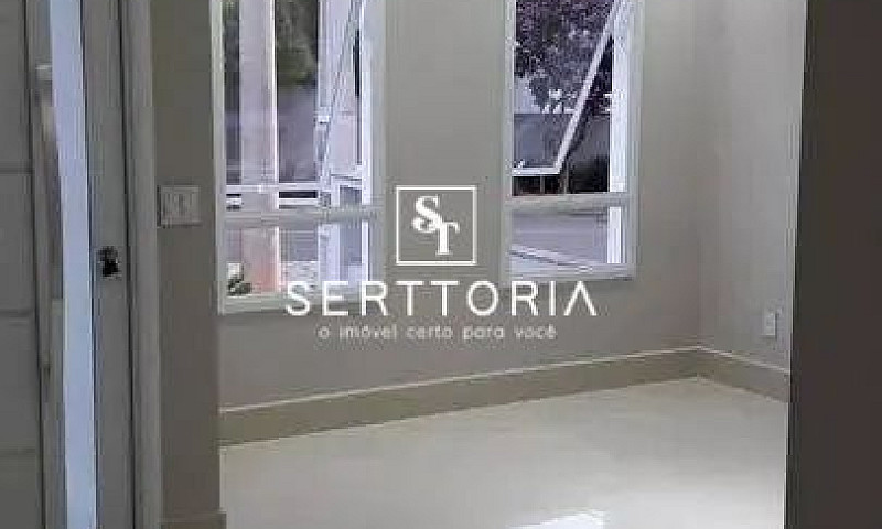 Casa Com 3 Dormitóri...