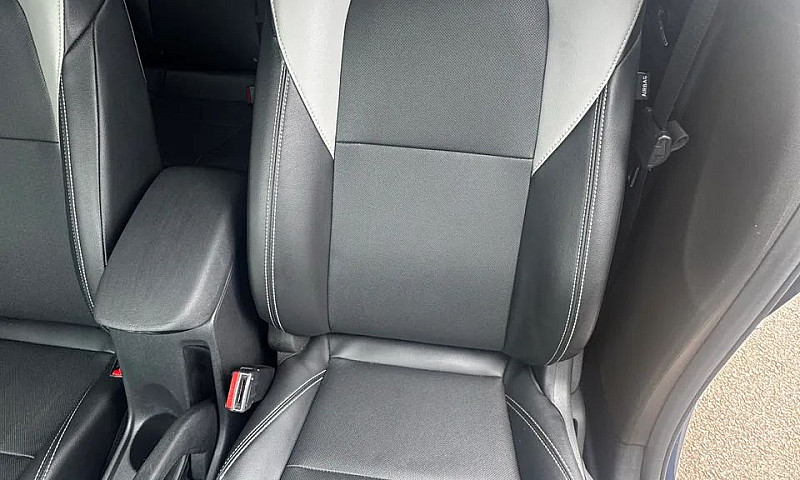Chevrolet Onix Hatch...