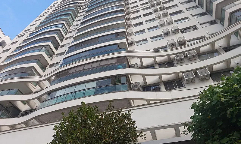 Apartamento De 4 Qua...