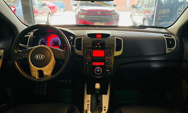 Kia Cerato 2011 1.6...