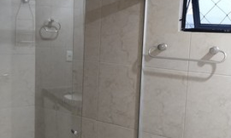 Apto 2 Quartos Sendo...