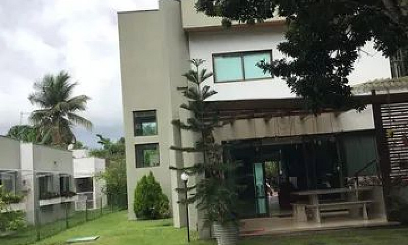 Casa De Condomínio P...