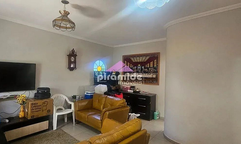 Casa Para Venda E Lo...