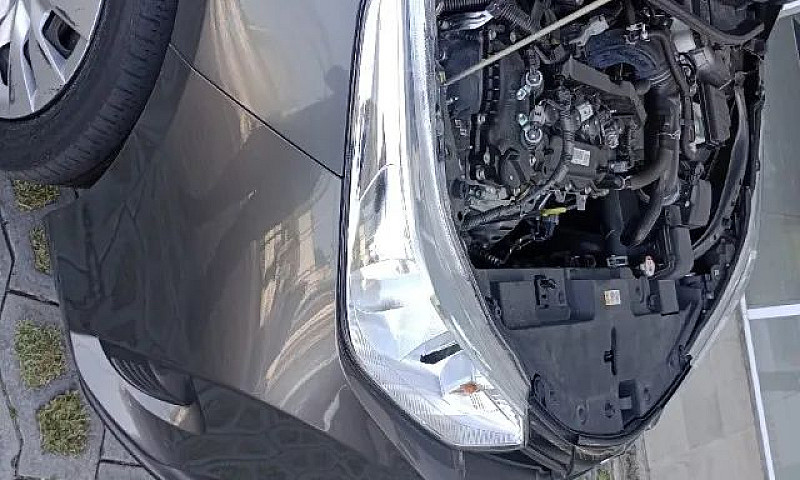 Toyota Yaris Xl Seda...