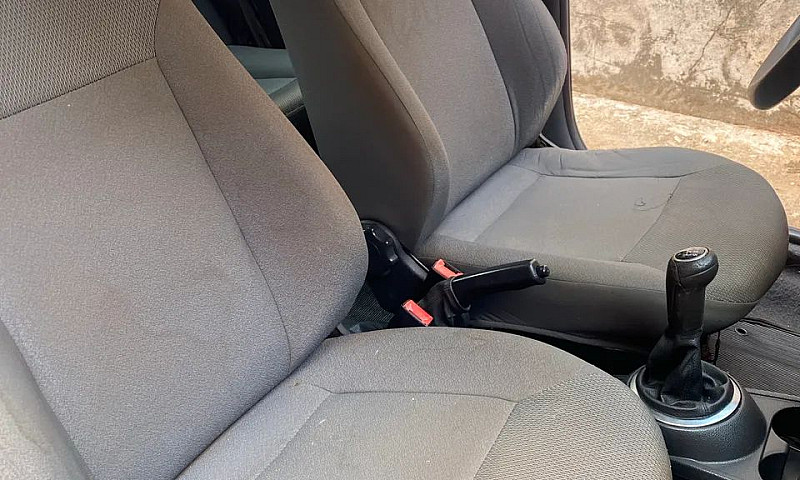 Volkswagen Gol Geraç...