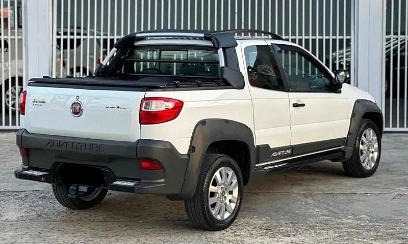 Fiat Strada Working ...