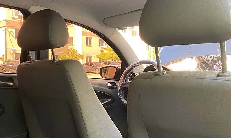 Volkswagen Gol Geraç...