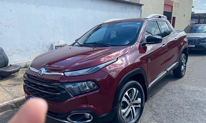 Fiat Toro Volcano 2....