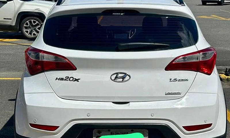 Hyundai Hb20X Style ...