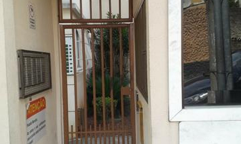 Apartamento Com Armá...