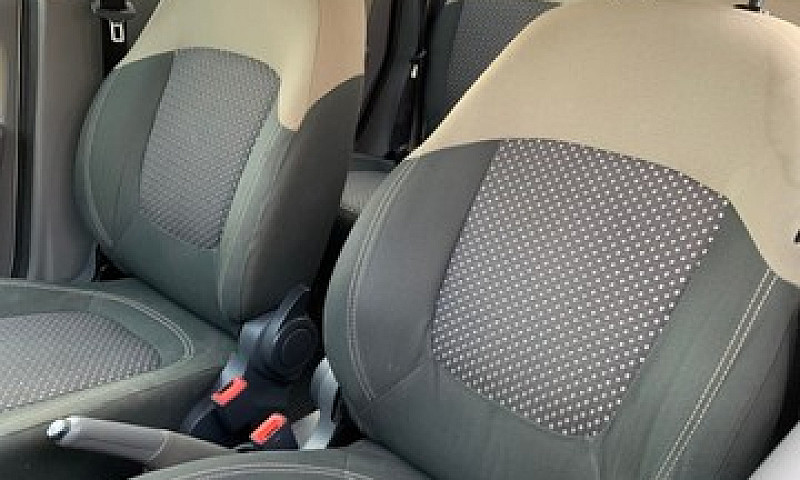 Fiat Siena Essence 1...