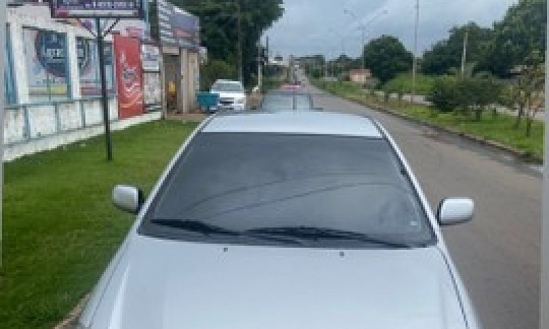 Corolla 1.8 Xei 04/0...