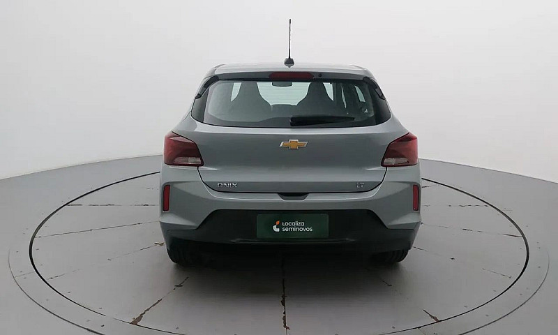 Chevrolet Onix Hatch...