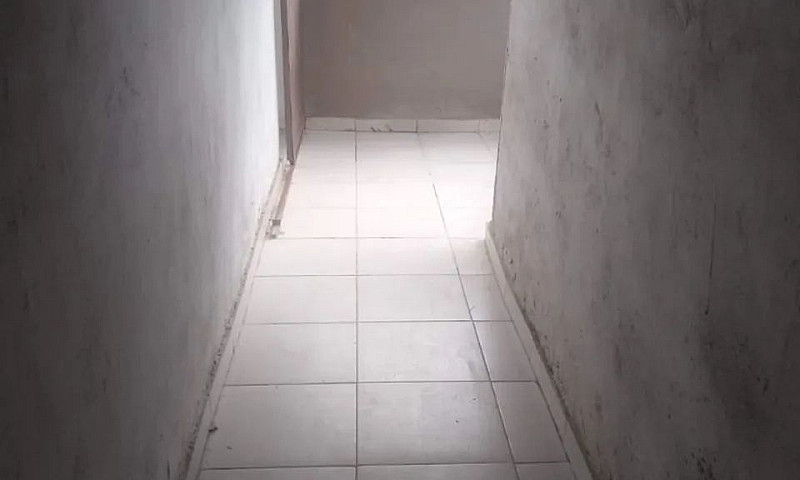 Alugo Com Mobilhas...