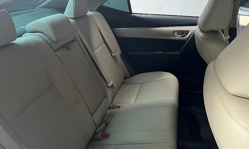 Toyota Corolla Altis...