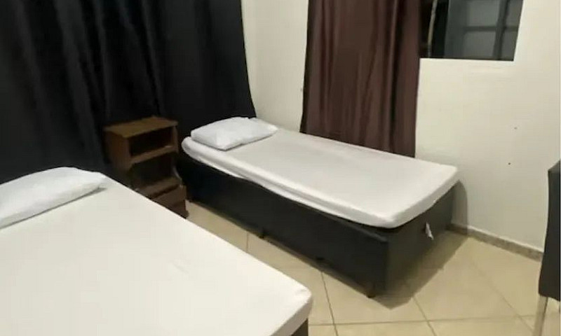 Quarto Mobiliado R$5...