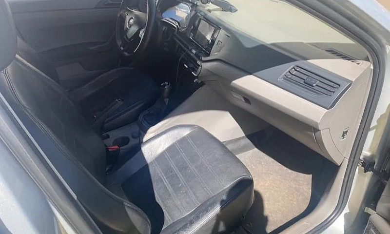 Volkswagen Polo 1.0 ...
