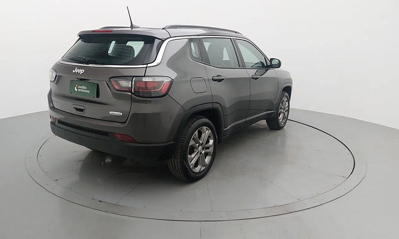 Jeep Compass 2023 1....