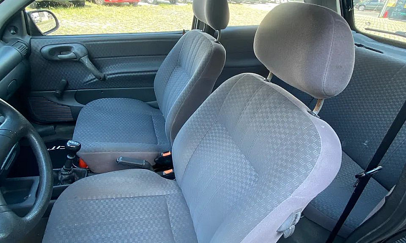 Chevrolet Corsa Wind...