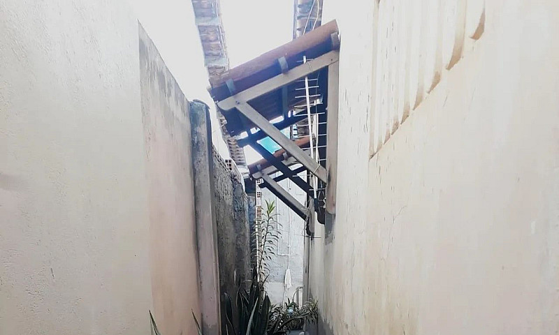 Casa À Venda ...