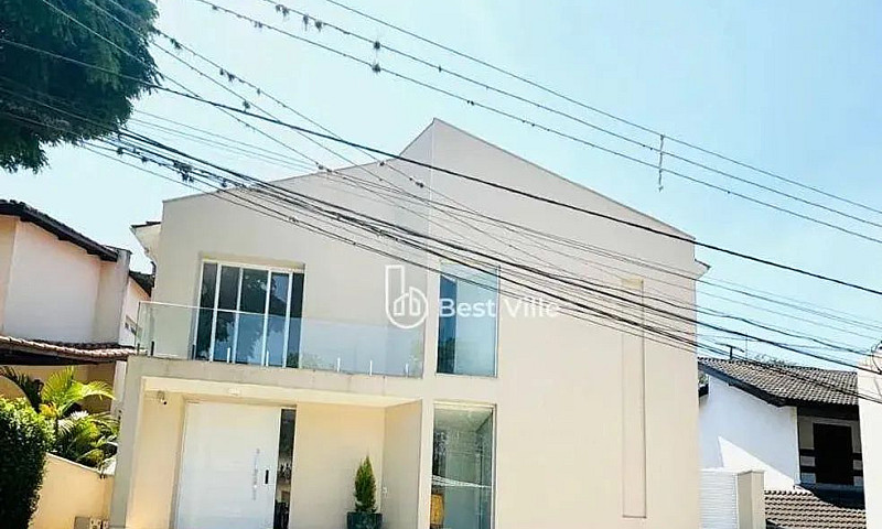 Casa Com 4 Dormitóri...