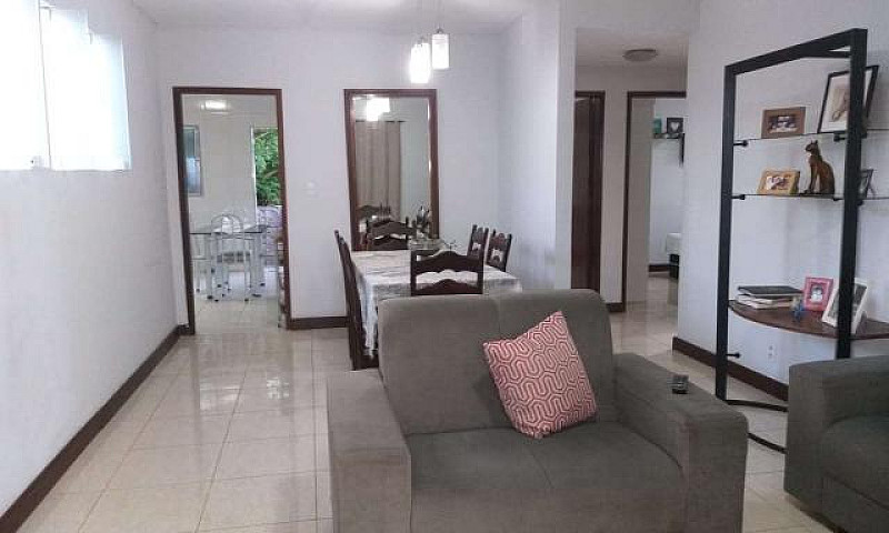 Casa Com 03 Quartos ...